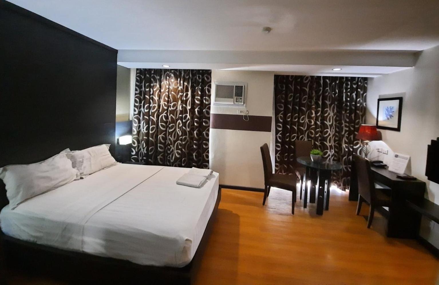 Makati Boutique Hotel Near Naia Airport Terminal 3 Edsa Pasay Cbd 马卡蒂 外观 照片