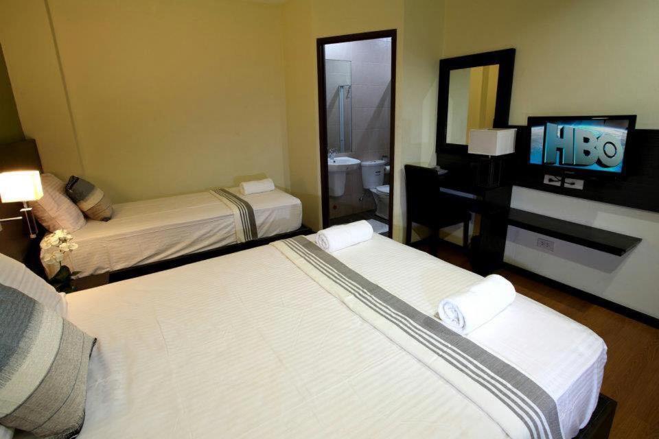 Makati Boutique Hotel Near Naia Airport Terminal 3 Edsa Pasay Cbd 马卡蒂 外观 照片