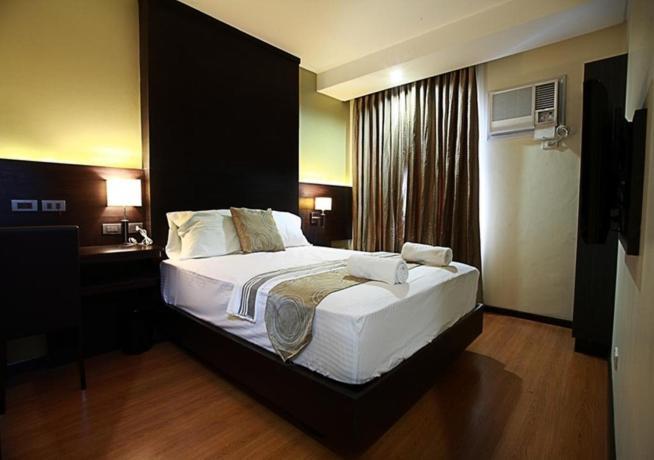Makati Boutique Hotel Near Naia Airport Terminal 3 Edsa Pasay Cbd 马卡蒂 外观 照片